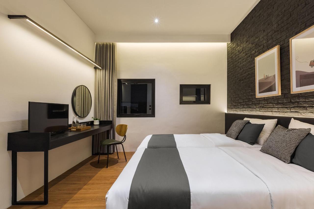 Qub Rooms Semarang Bagian luar foto