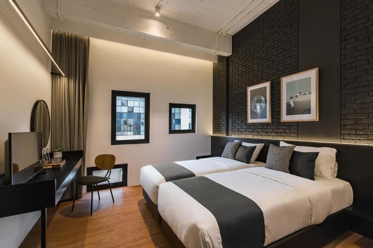 Qub Rooms Semarang Bagian luar foto